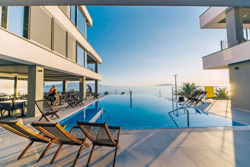 Morenia Beach Resort ●●●●