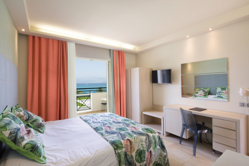 Mareblue Beach Corfu Resort ●●●●
