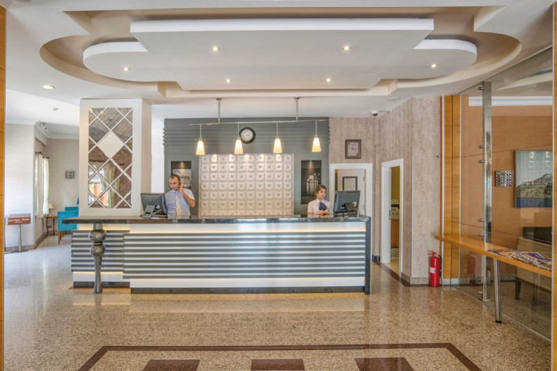 Riviera Hotel & Spa ●●●●