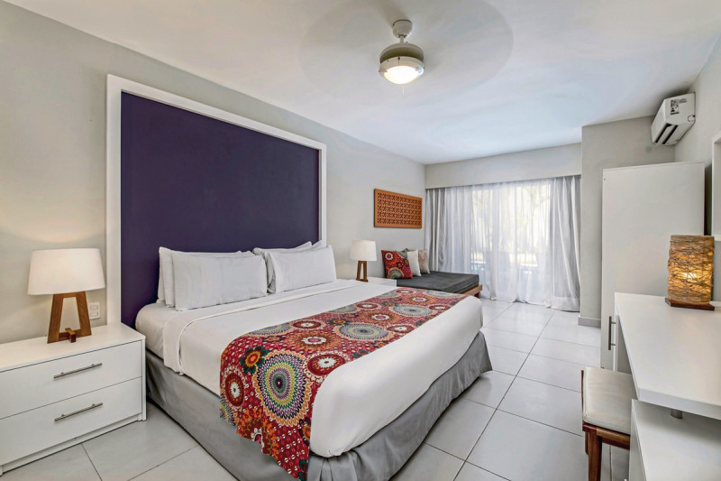 Emotions by Hodelpa Juan Dolio ●●●●