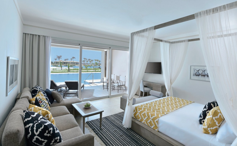 Wohnbeispiel Doppelzimmer Premium Deluxe Swim Up Poolblick
