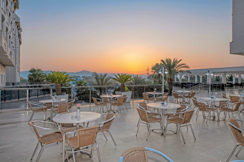 LRS Lake & River Side Hotel & Spa ●●●●●