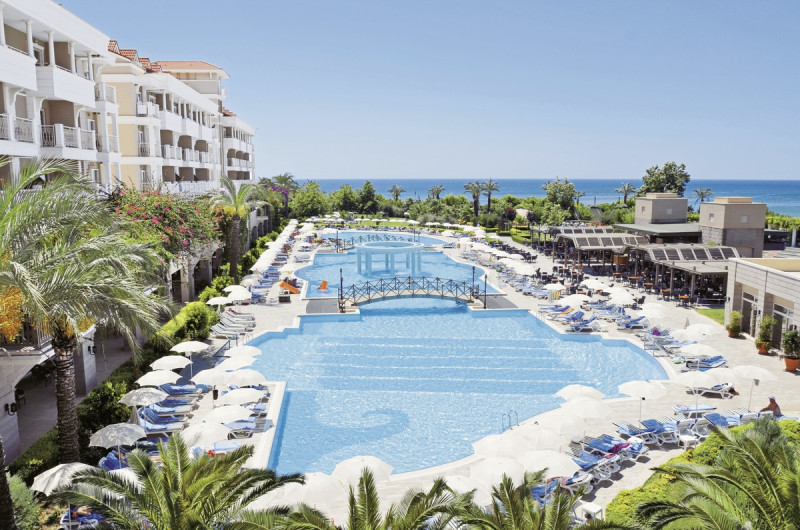 Trendy Aspendos Beach ●●●●●