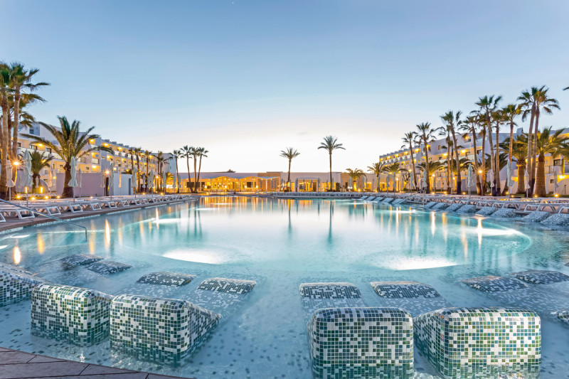 Grand Palladium White Island Resort & Spa