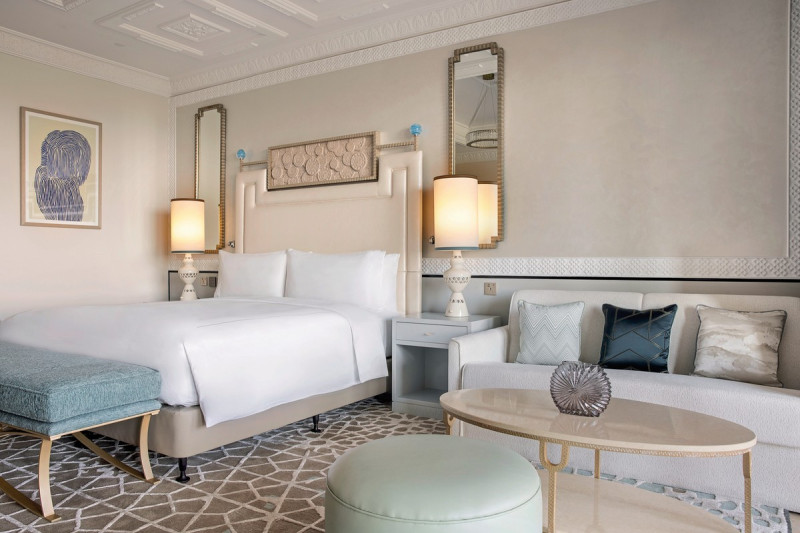 Wohnbeispiel King Premier Room Golf Course View Room