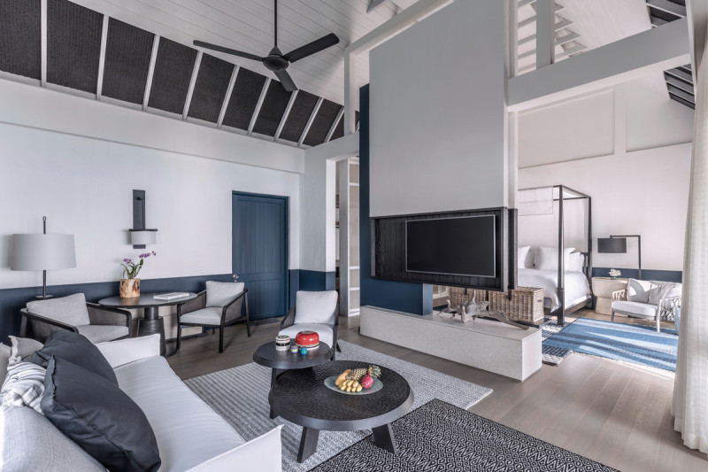 Sunset Water Villa Pool