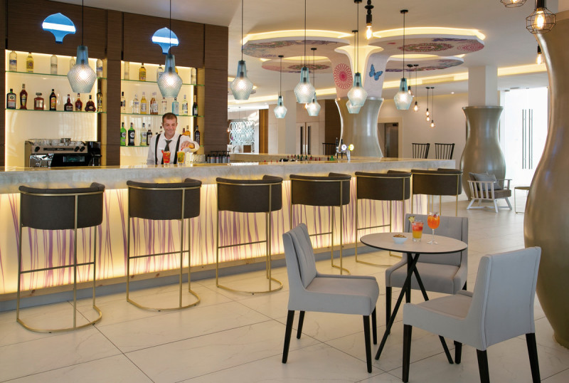Vangelis Hotel & Suites
