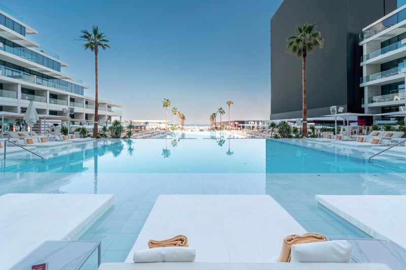 FIVE LUXE JBR
