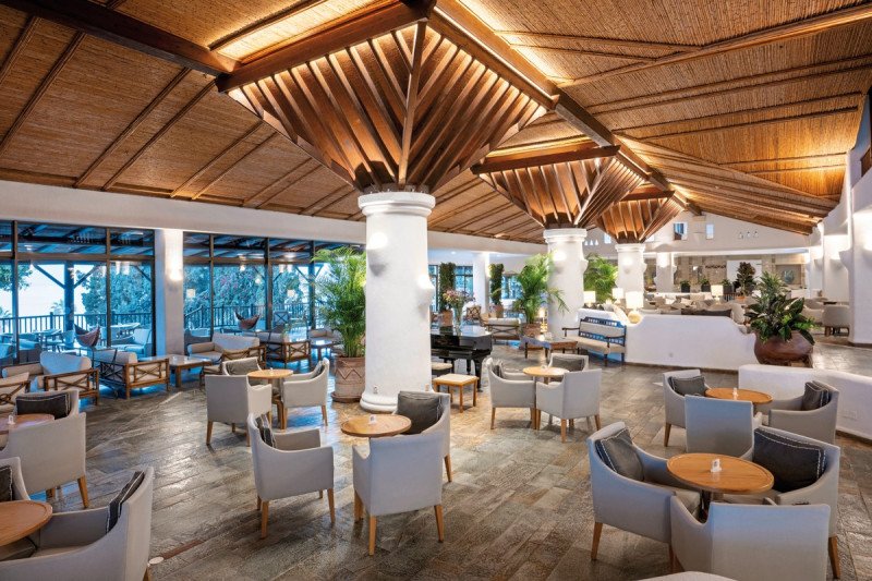 Coral Beach Hotel & Resort