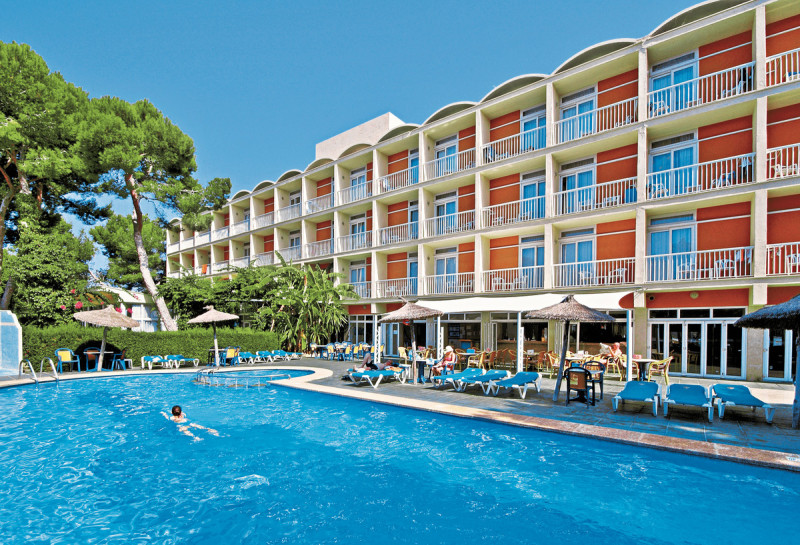 Isla de Cabrera Hotel