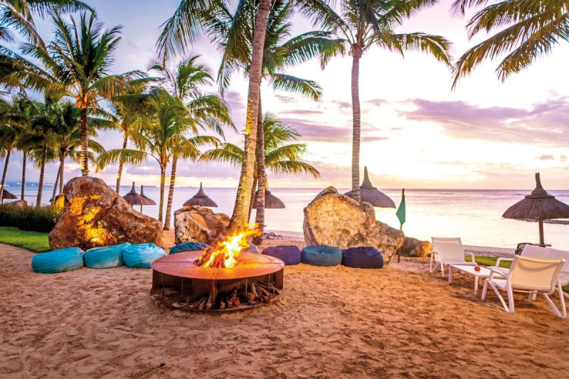 Victoria for 2 Beachcomber Resort & Spa