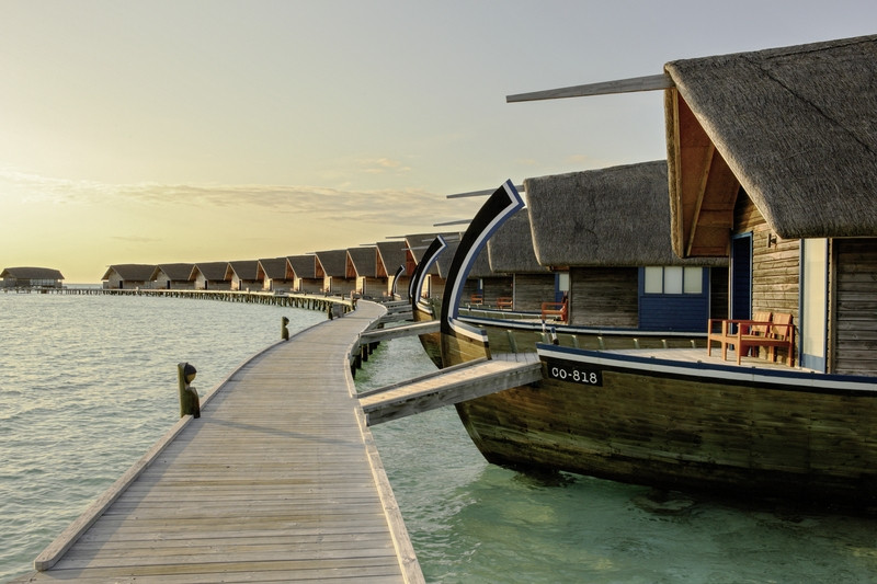 Dhoni Suites