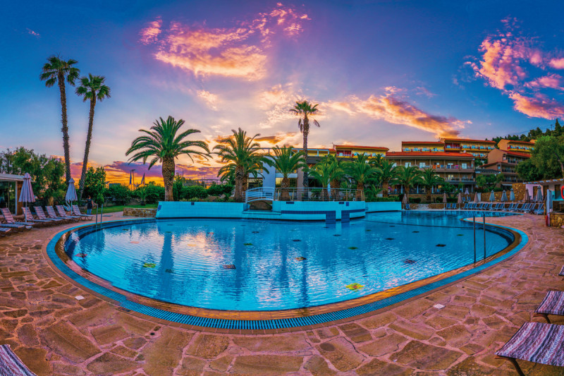 Lagomandra Hotel & Spa