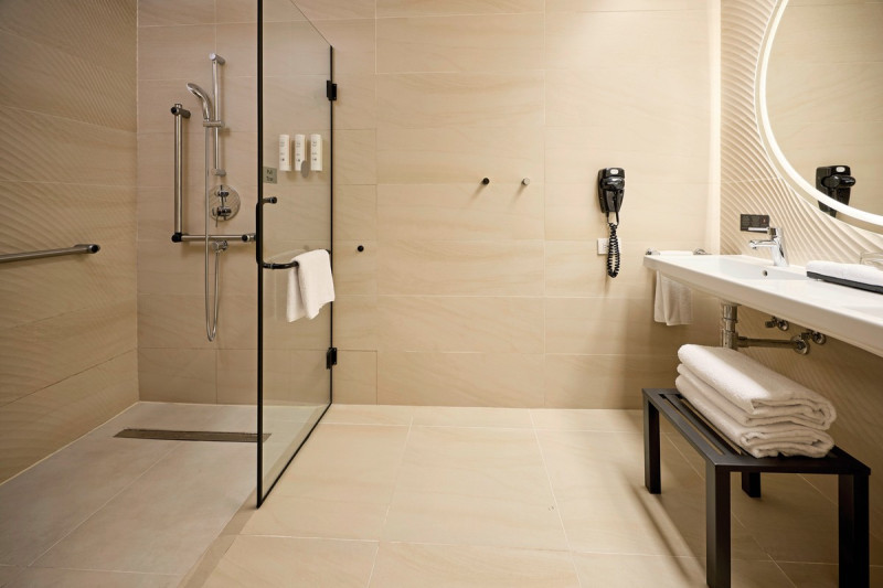 Wohnbeispiel Junior Suite Partial Sea View handicapped