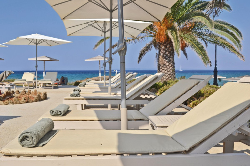 The Bay Hotel + Suites