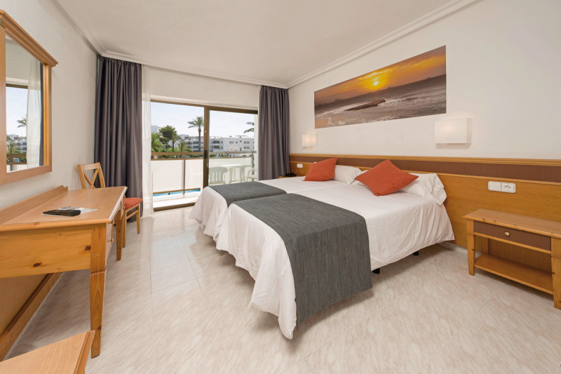 Wohnbeispiel Doppelzimmer Poolblick