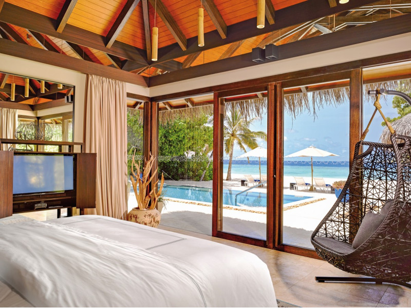 Deluxe Beach Pool Villa