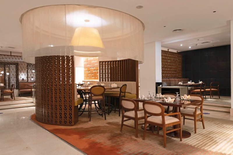 Hilton Luxor Resort & Spa