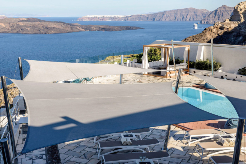 Caldera's Dolphin