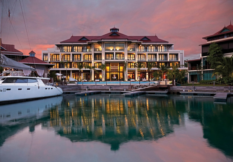 Eden Bleu Hotel