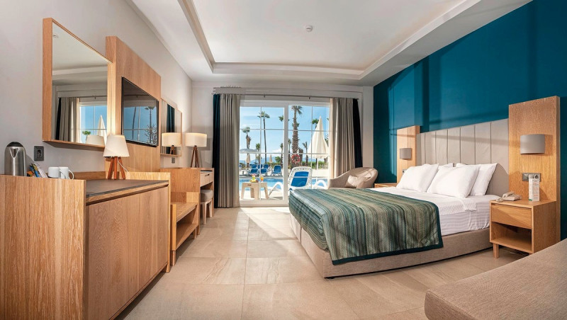 Wohnbeispiel Doppelzimmer Superior Swim-Up