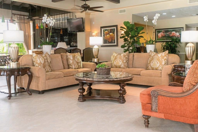 Comfort Suites Paradise Island