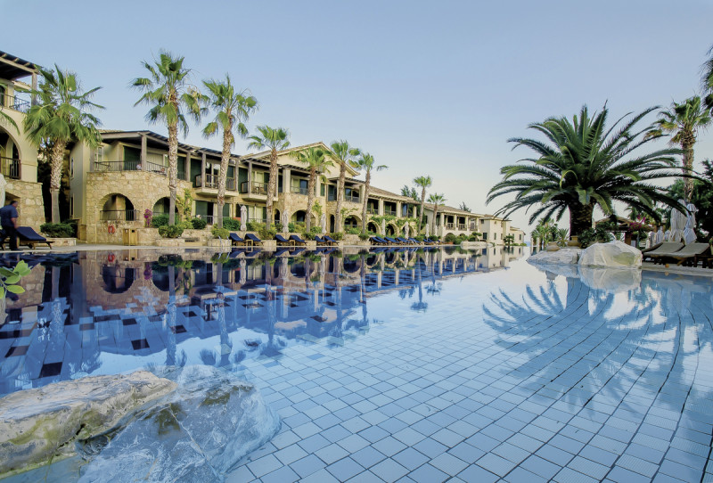 Columbia Beach Resort