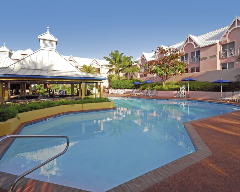 Comfort Suites Paradise Island