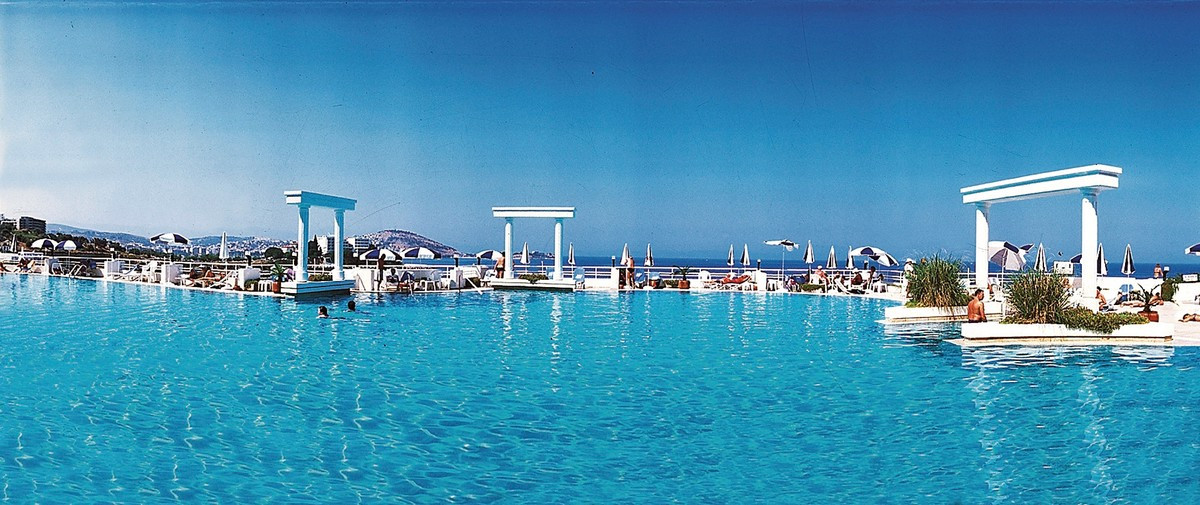 Korumar Deluxe Hotel