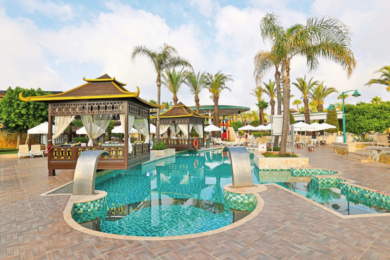 Crystal Family Comfort Collection