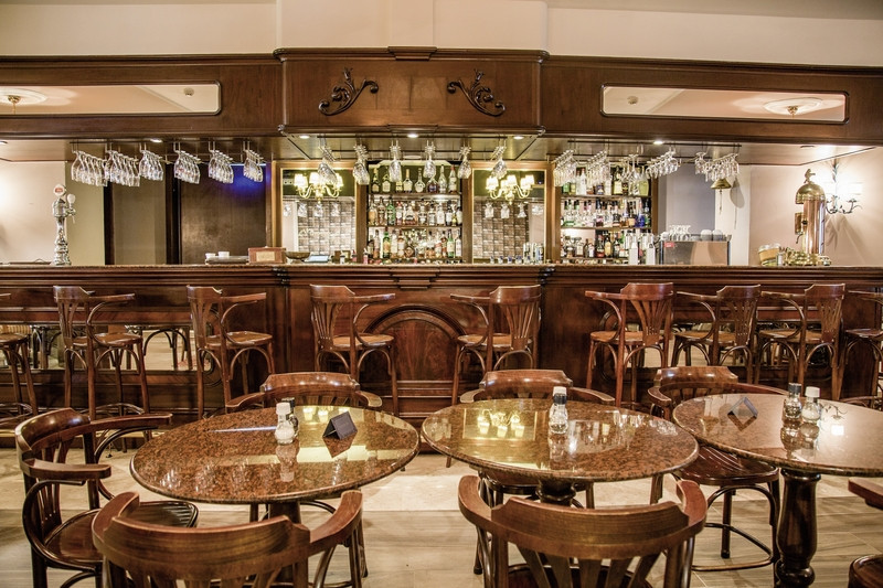 AX Victoria Hotel