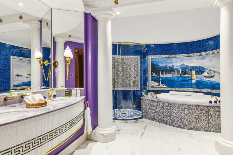 Beispiel Bad Club Suite