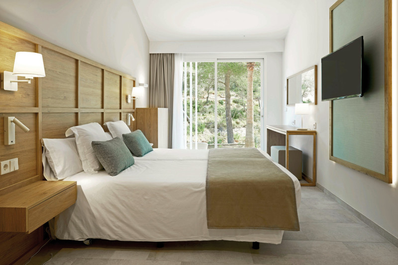 Wohnbeispiel Bungalowzimmer Superior Gartenblick mit Verbindungst&uuml;r