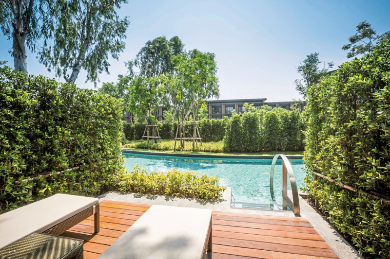 Terrassenbeispiel Deluxe Pool Access