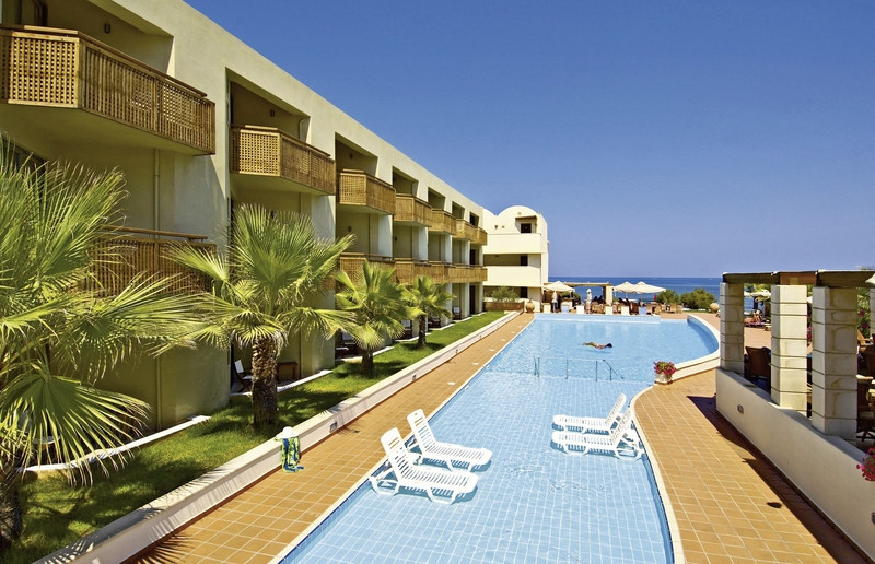 Giannoulis Santa Marina Plaza