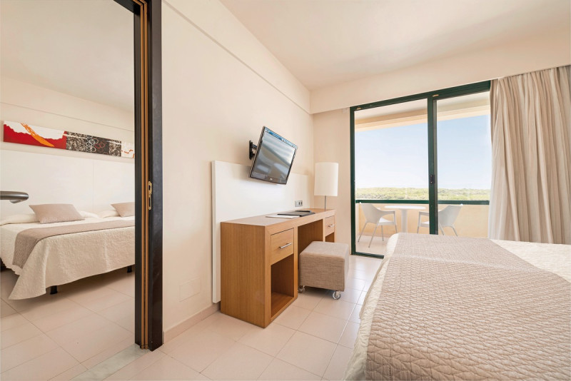 Wohnbeispiel Familienzimmer mit Verbindungst&uuml;r