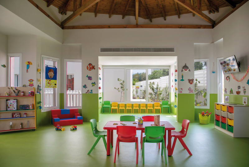 Vangelis Hotel & Suites