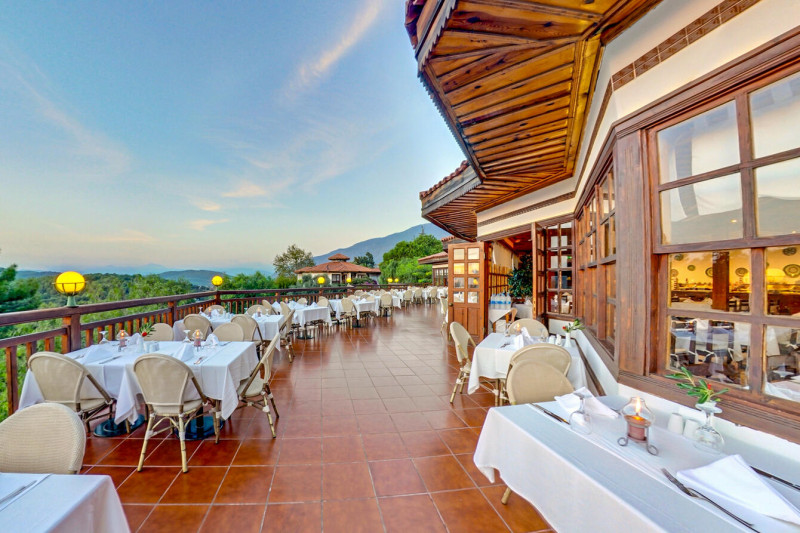 Montana Pine Resort Hotel & Spa