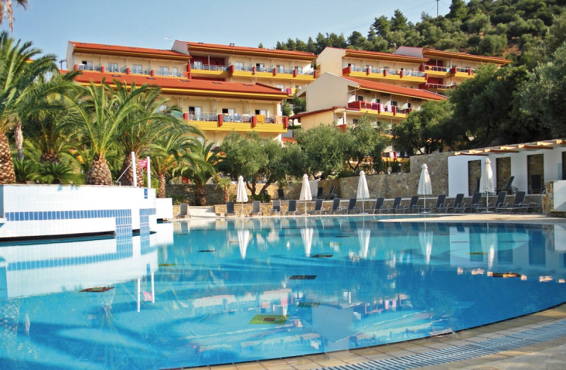 Lagomandra Hotel & Spa