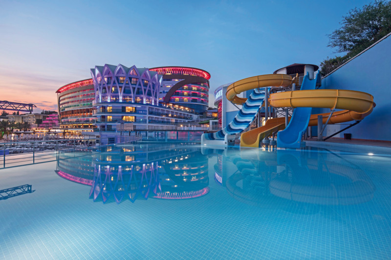 Granada Luxury Okurcalar Hotel