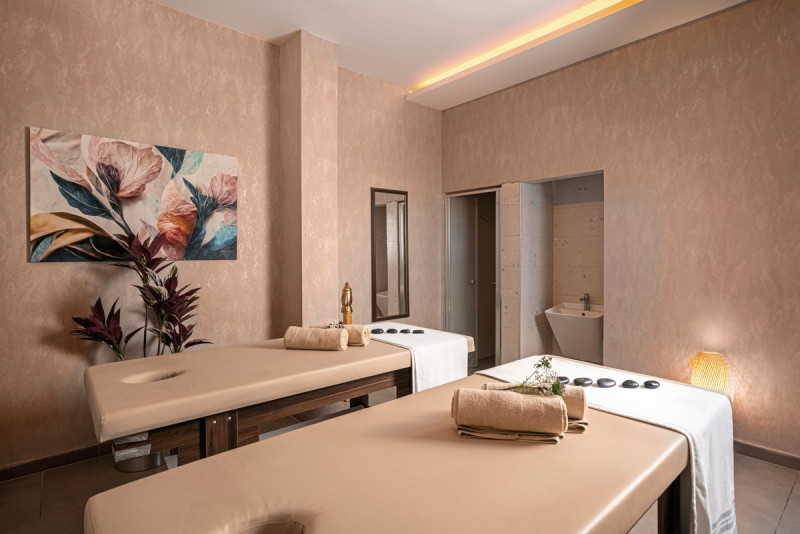 Side Story Resort & Spa Hotel