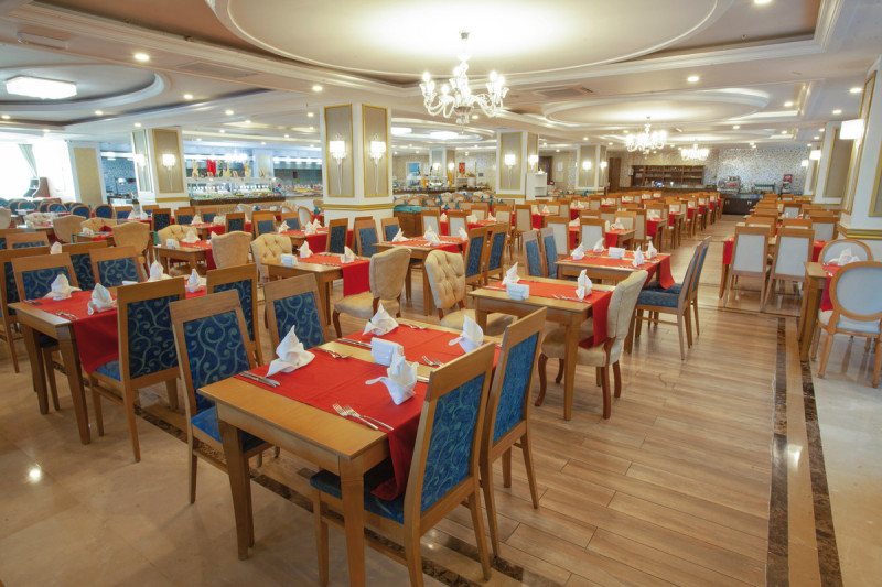 Dream World Resort & Spa