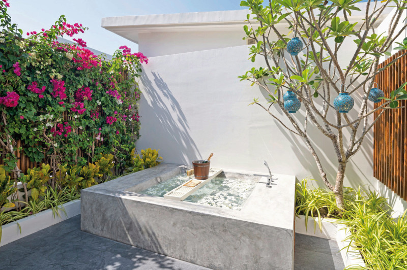 Wohnbeispiel Junior Spa-Bath Villa