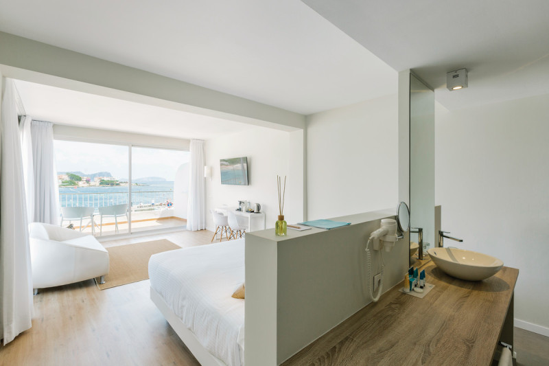 Wohnbeispiel Juniorsuite frontaler Meerblick