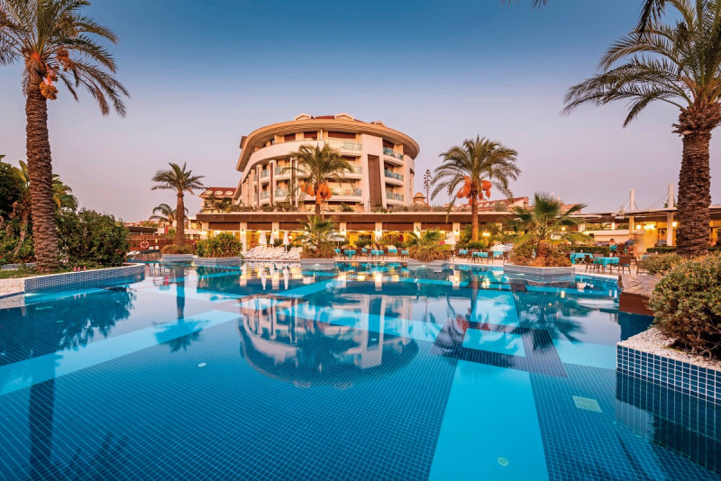 Sunis Evren Beach Resort Hotel & SPA