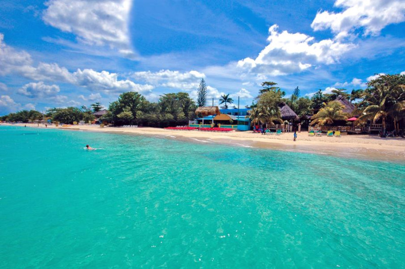 Legends Beach Resort