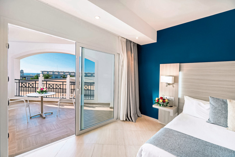 Royal Palm Resort & Spa