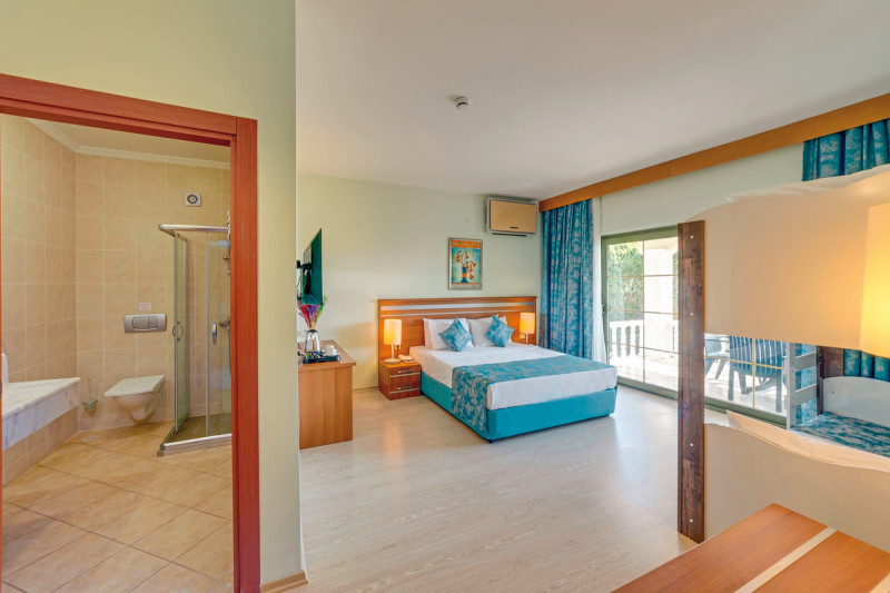 Wohnbeispiel Gro&szlig;es Doppelzimmer Club Etagenbett