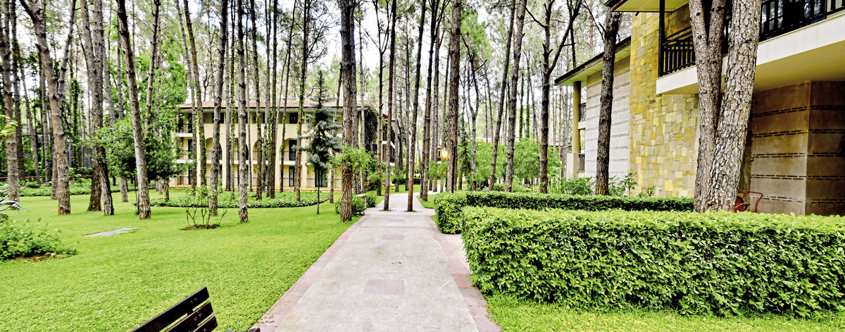 Champion Holiday Village