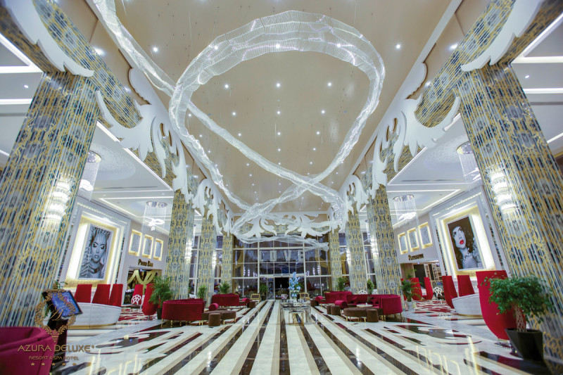 Azura Deluxe Resort & Spa Hotel